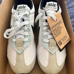 Nike Air Max Pre-Day LX 'Light Bone' mens size 8